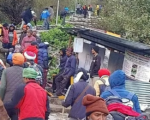 हेमकुंड साहिब यात्रा मार्ग पर अटलाकोटी के पास हिमखंड आने से यात्रा पर लगी रोक