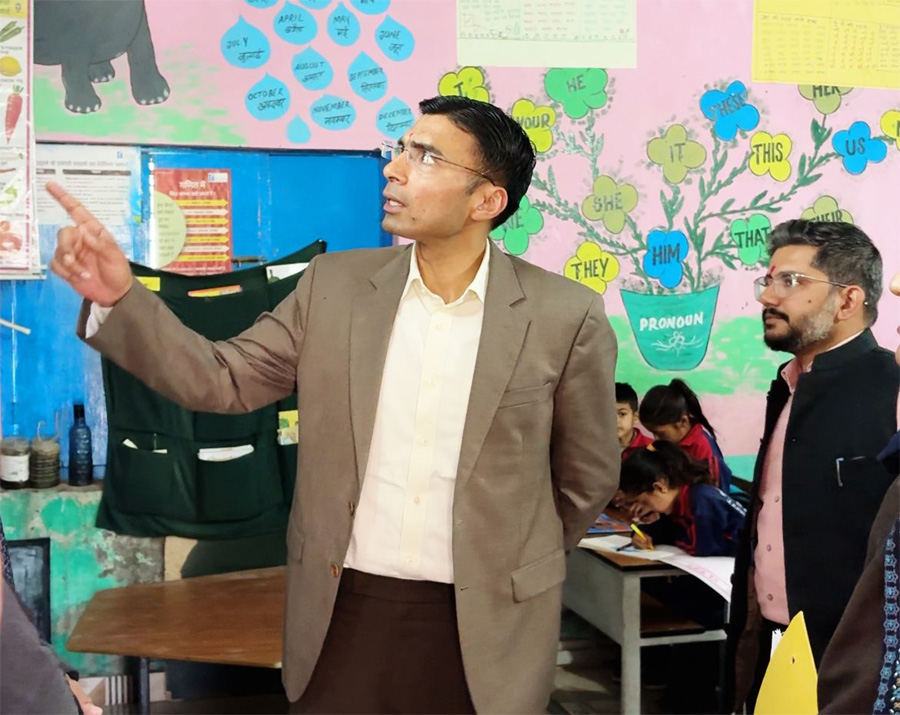 सीएम की सकारात्मक ऊर्जा से डीएम का प्रोजेक्ट उत्कर्ष हिट