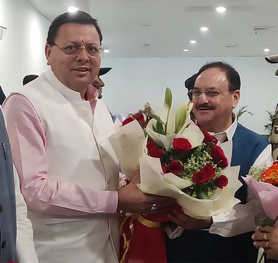 सीएम ने किया केंद्रीय स्वास्थ्य मंत्री का स्वागत