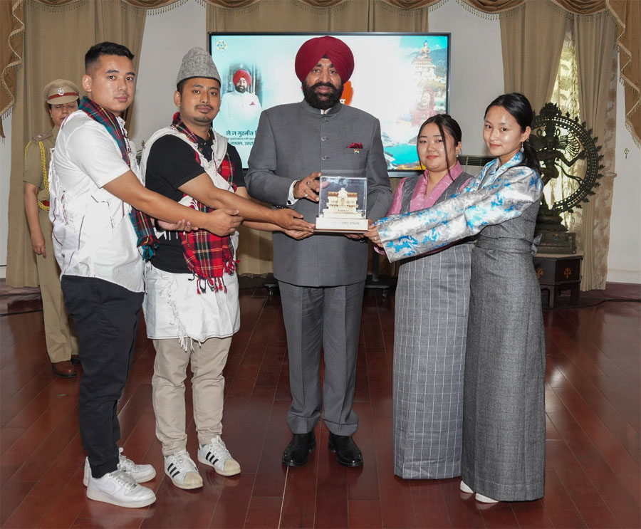 राजभवन में मनाया गया सिक्किम राज्य का स्थापना दिवस