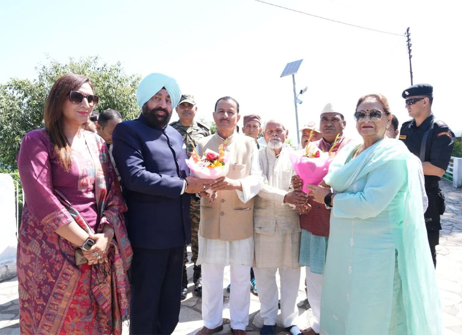राज्यपाल ने किया प्राकृतिक सौंदर्य और हिमालय की दिव्य छटा का अनुभव