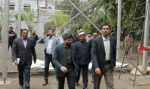 जिले के 168 माध्यमिक विद्यालयों में 884 बड़े एलईडी टीवी के क्रय आदेश जारी