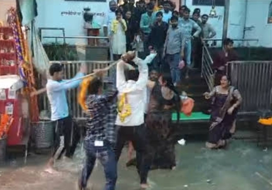खाटू श्याम मंदिर में दुकानदारों ने श्रद्धालुओं पर बरसाईं लाठियां