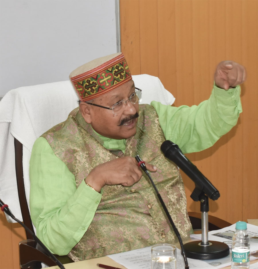 मानसून सीजन को लेकर सजग रहें विभागीय अधिकारी : महाराज