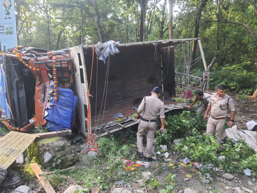 कावड़ यात्रियों के लिये संकटमोचक बनी दून पुलिस