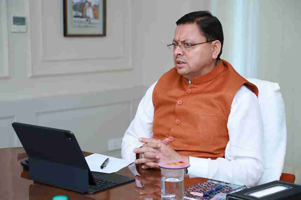 पर्यटन से रोजगार और विकास को CM धामी की प्राथमिकता, गेम चेंजर योजनाओं की वर्चुअल समीक्षा कर दिए अहम निर्देश