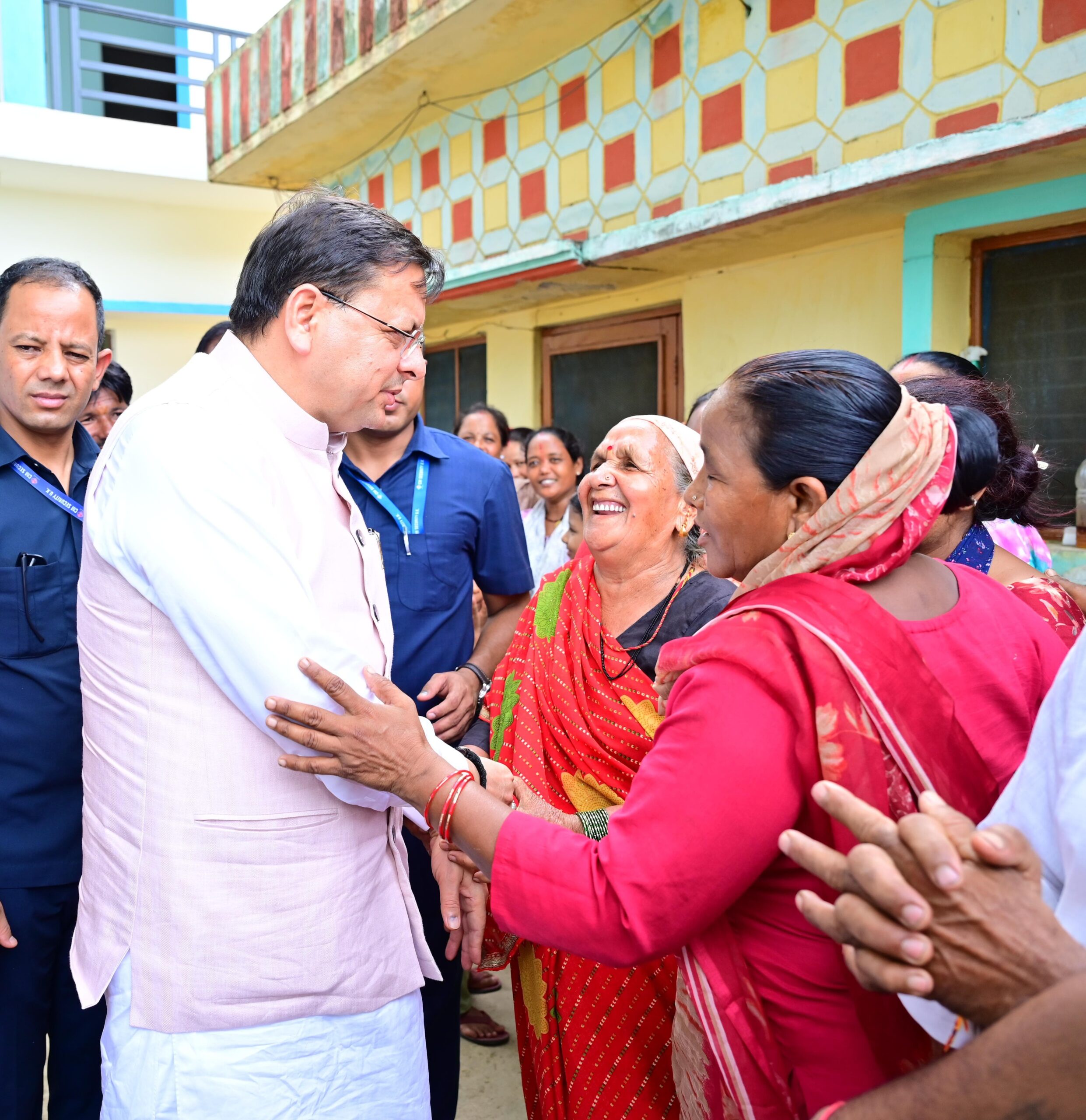 खटीमा में जनसुनवाई, अधिकारियों को समाधान के निर्देश