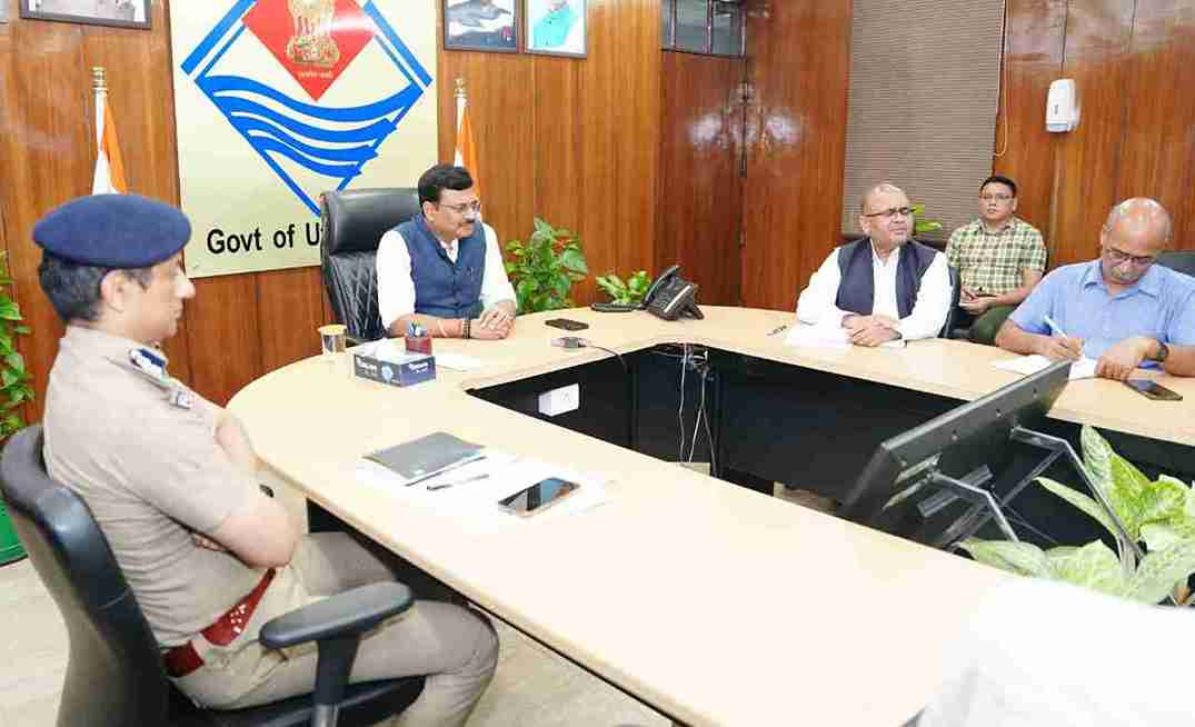 मुख्य सचिव की राष्ट्रीय संस्थानों संग भूस्खलन न्यूनीकरण पर बैठक