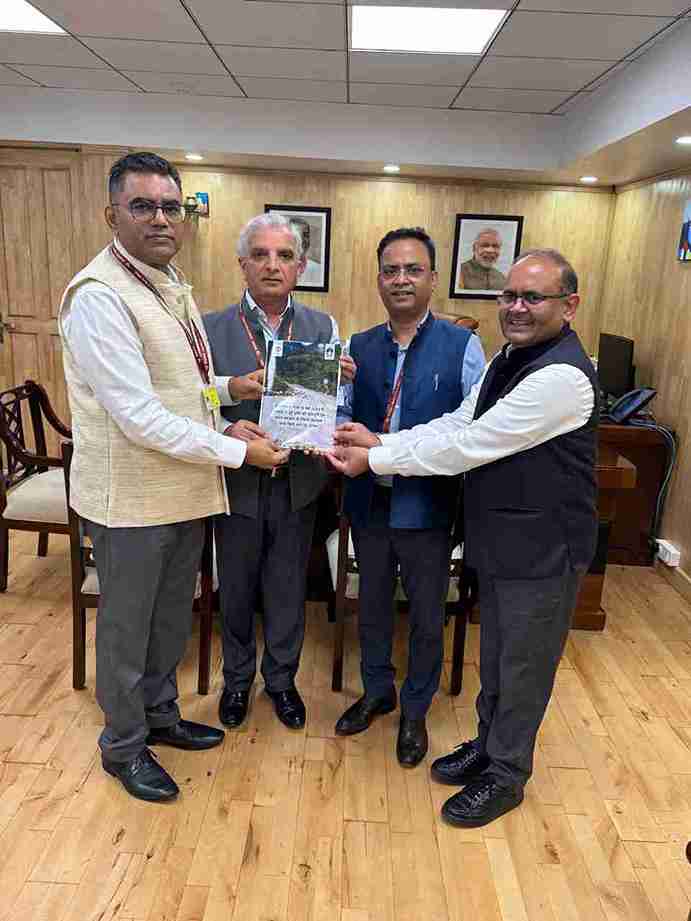 उत्तराखण्ड ने केंद्र सरकार को सौंपा 5702.15 करोड़ रुपए के आर्थिक पैकेज का प्रस्ताव