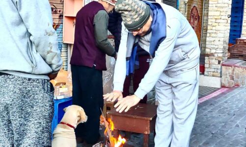 ठंड से राहत: सीएम धामी ने अलाव व रेन बसेरों में कंबल–रजाई की पुख्ता व्यवस्था के निर्देश दिए
