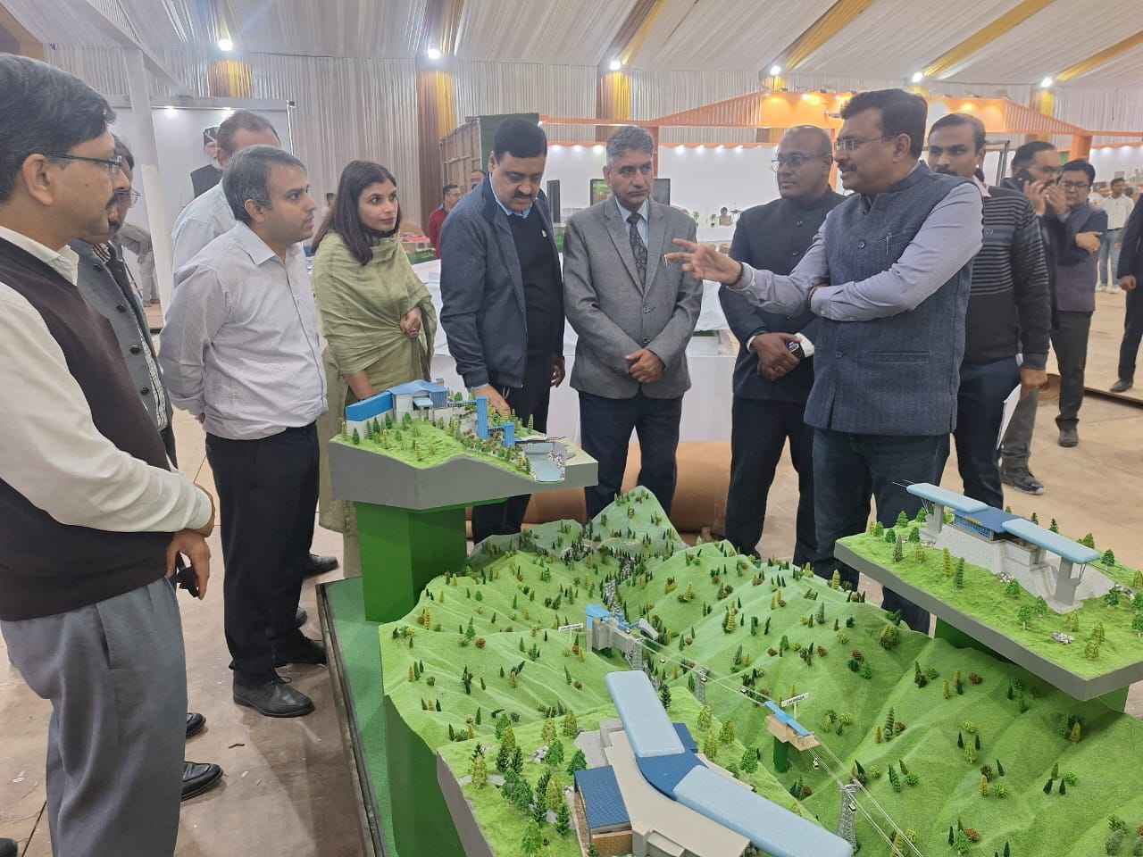 मुख्य सचिव ने FRI में 9 नवंबर रजत जयंती समारोह की तैयारियों का लिया जायजा