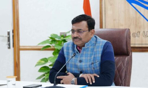 मुख्य सचिव आनंद बर्द्धन ने प्रमुख पर्यटक स्थलों के विकास कार्यों की प्रगति की समीक्षा