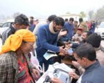 “जन-जन की सरकार, जन-जन के द्वार” अभियान के दूसरे दिन हजारों ग्रामीणों को मिला योजनाओं का लाभ