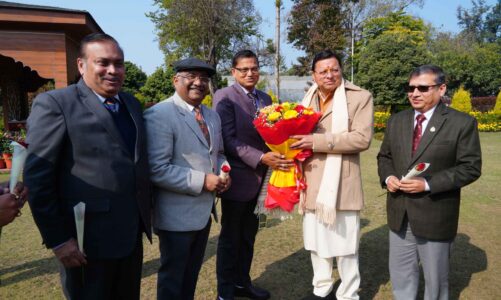 मुख्यमंत्री को विभिन्न क्षेत्रों के लोगों ने दी नववर्ष की शुभकामनाएं