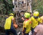 सतपुली के पास वाहन हादसा, खाई में गिरे व्यक्ति का शव SDRF ने निकाला