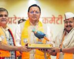देहरादून में BJP का महामंथन, निकाय चुनावों के टिकट बांटे