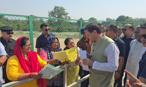 CM धामी ने सुनी जनता की समस्याएं, अधिकारियों को दिए त्वरित समाधान के निर्देश