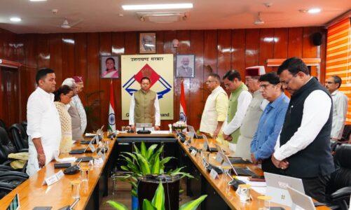 कैबिनेट बैठक में मेजर जनरल भुवन चंद्र खंडूड़ी और जसपाल राणा को श्रद्धांजलि