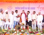 खटीमा में “जन-जन की सरकार, आपके द्वार” कार्यक्रम में मुख्यमंत्री ने गिनाई केंद्र व राज्य सरकार की उपलब्धियां