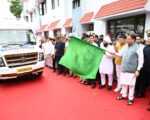 टनकपुर से कैलाश मानसरोवर यात्रा का शुभारंभ, मुख्यमंत्री धामी ने पहले दल को दिखाई हरी झंडी
