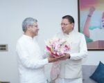 रेल नेटवर्क विस्तार को लेकर मुख्यमंत्री धामी की पहल, केंद्रीय रेल मंत्री ने प्रस्तावों पर सहमति जताई