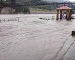 रुद्रप्रयाग में बारिश का कहर: उफनाई अलकनंदा-मंदाकिनी, भूस्खलन से केदारनाथ हाईवे बंद, जनजीवन बेहाल