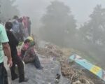 मसूरी में भूस्खलन से मकान-दुकान ध्वस्त, परिवार ने समय रहते भागकर बचाई जान