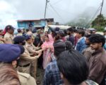 मसूरी में अतिक्रमण हटाने की कार्रवाई पर बवाल, धार्मिक ढांचा हटने के बाद हाईवे जाम, प्रशासन बोला- पालिका भूमि पर था कब्जा